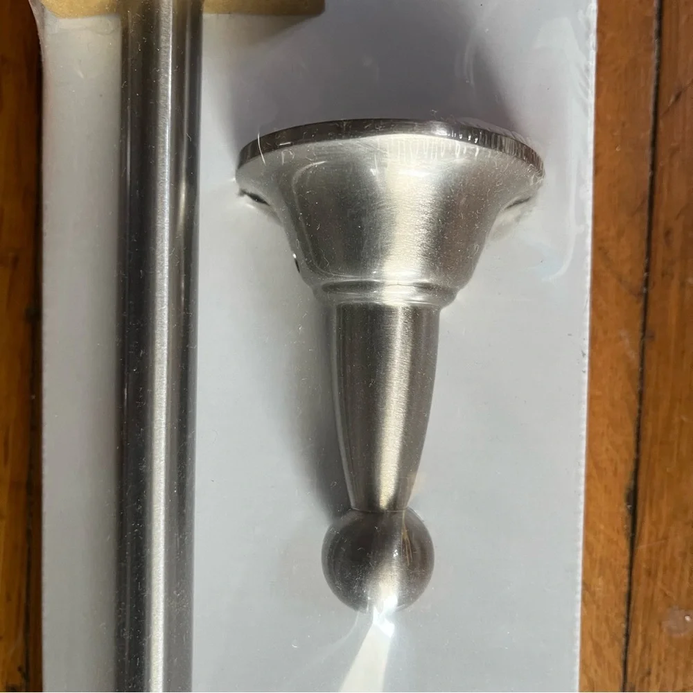 NWT Moen Sage Towel Bar 18” Brushed Nickel #DN6818BN Spot Resist Boxed